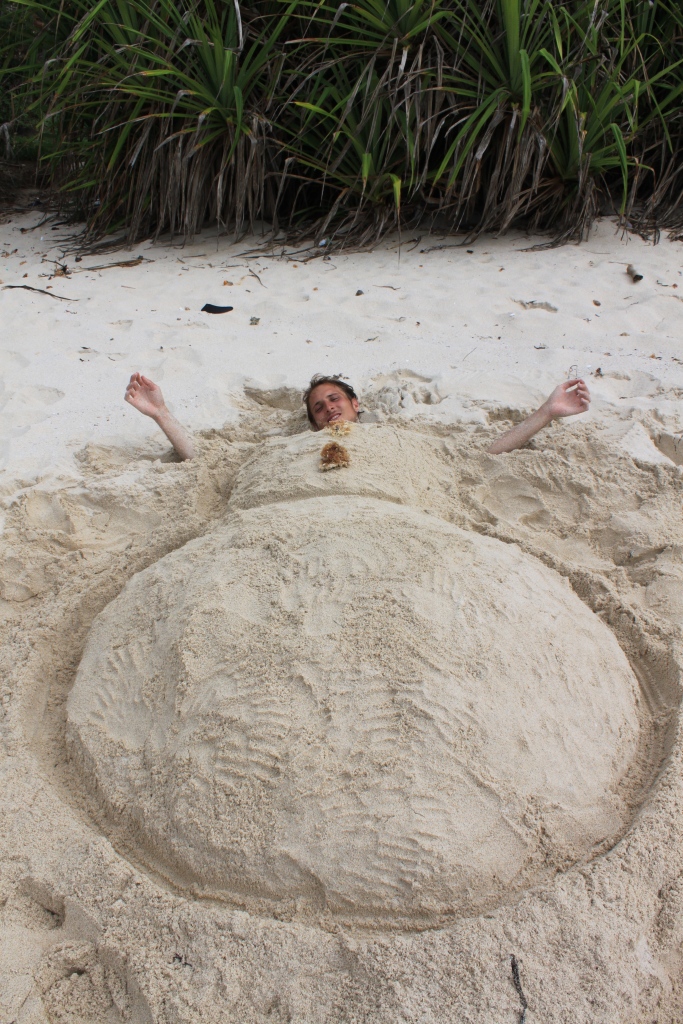 Et voici un gros bonhomme de sable!